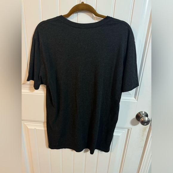 Magnolia Silos charcoal graphic tee - Picture 5 of 5